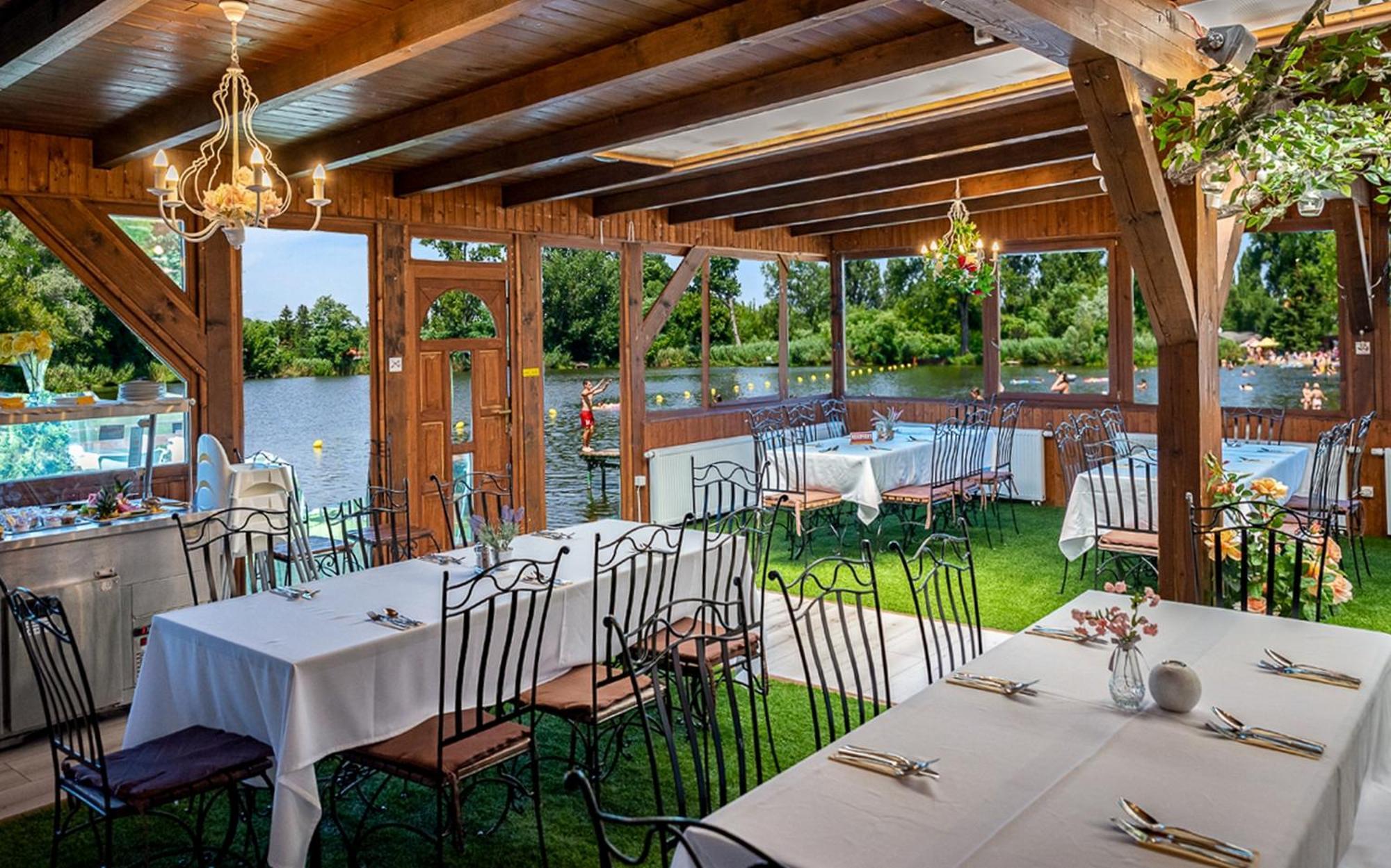 Eden Lounge Restaurant & Верешедьхаз